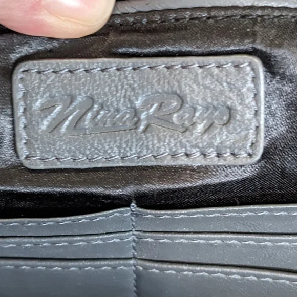 Nina Raye Lamb Leather Chic Sporty Super Soft Luxurious Crossbody Satchel Gray - Picture 4 of 12